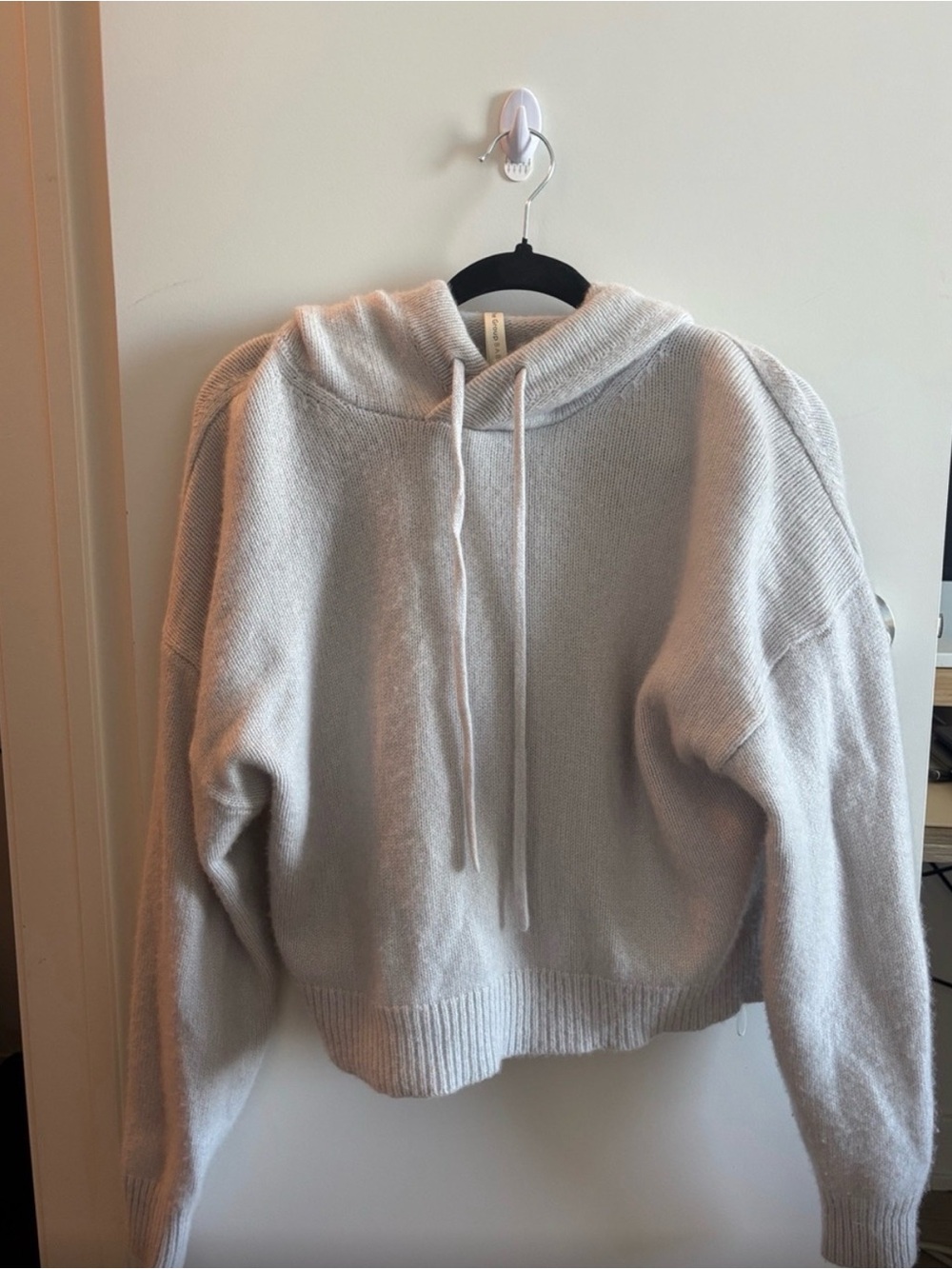 Aritzia Babaton Cashmere Hooded Sweater